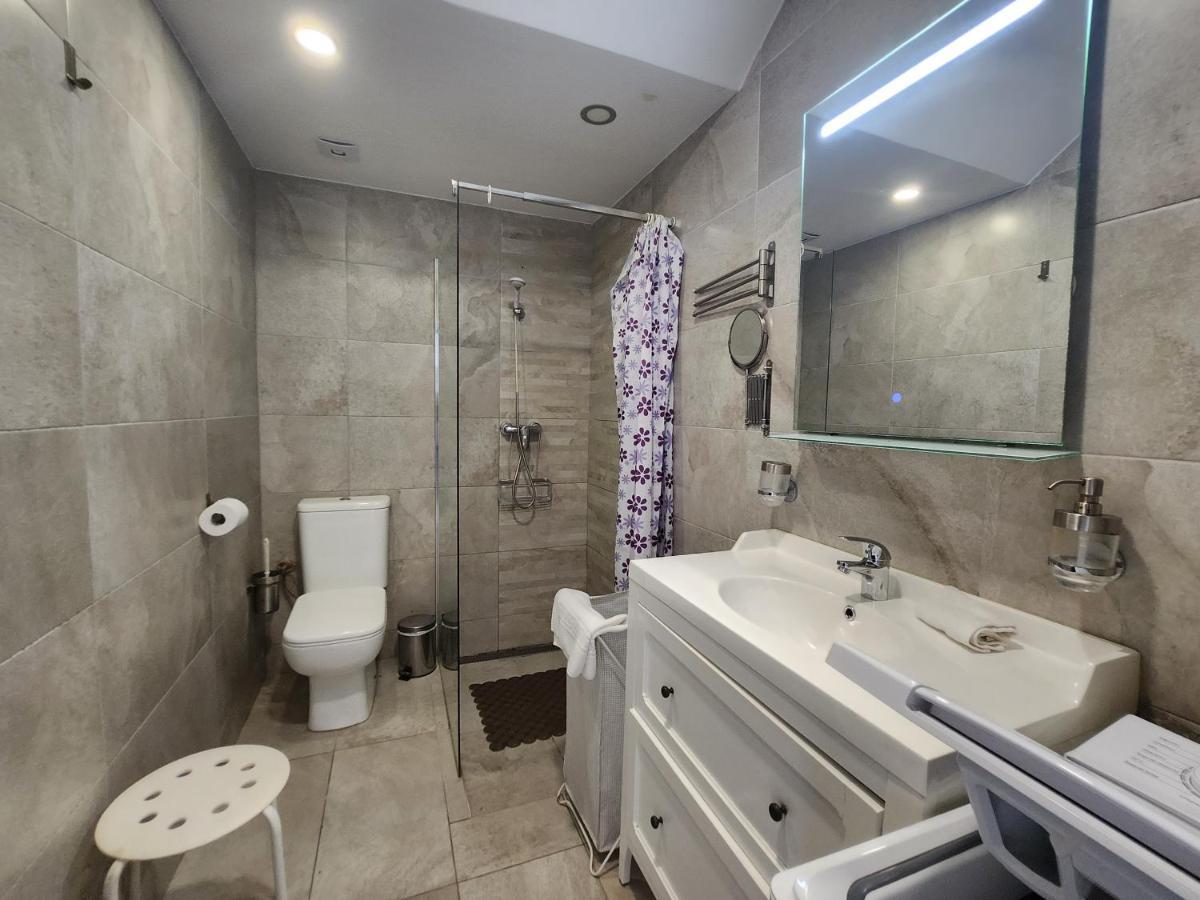 Modern Ground Floor Apartment , A Few Steps From The Beach Mogan Bagian luar foto