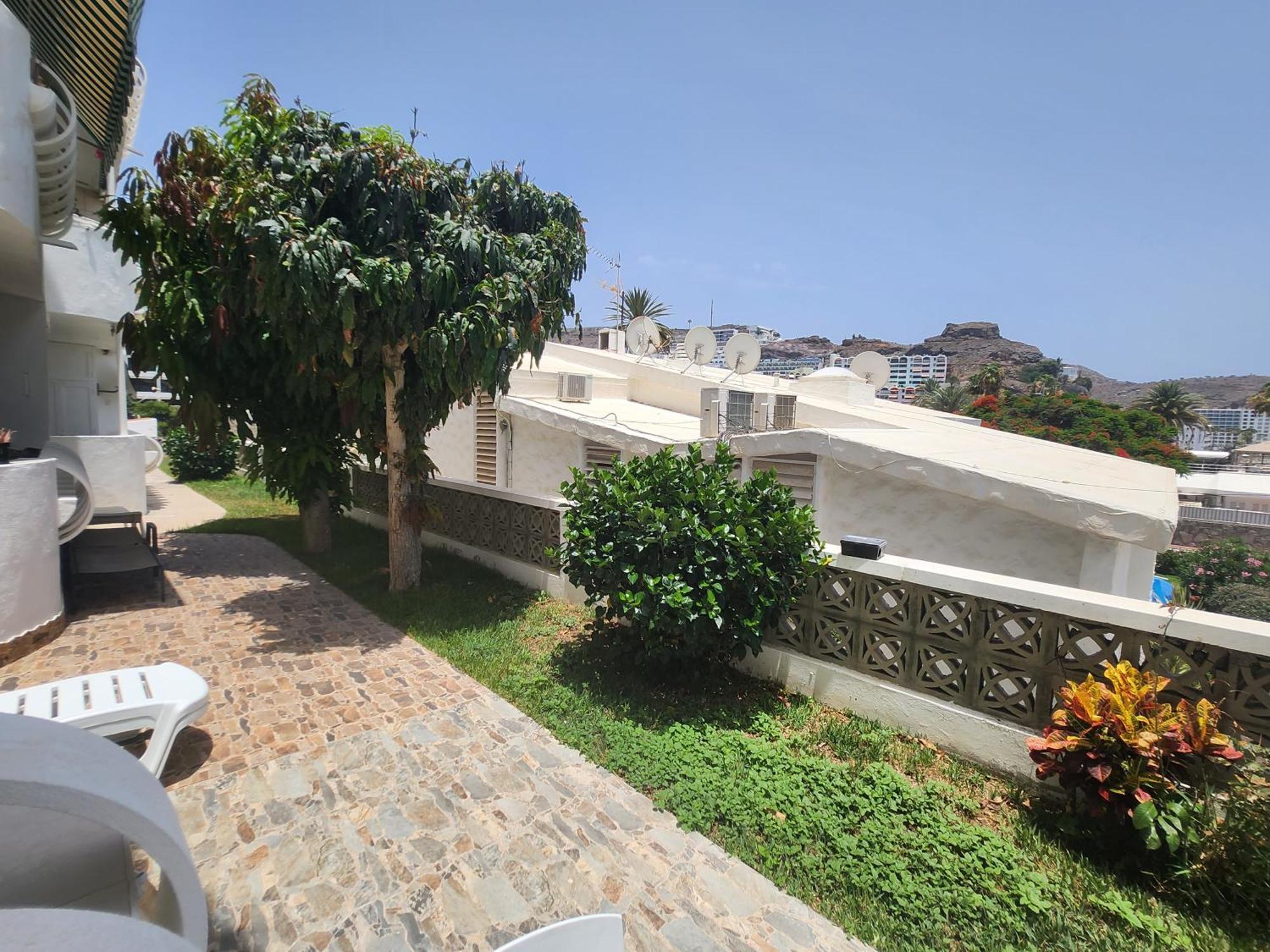 Modern Ground Floor Apartment , A Few Steps From The Beach Mogan Bagian luar foto